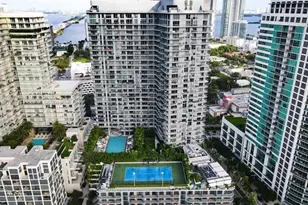 121 NE 34th St, Miami, FL 33137 - Photo 1