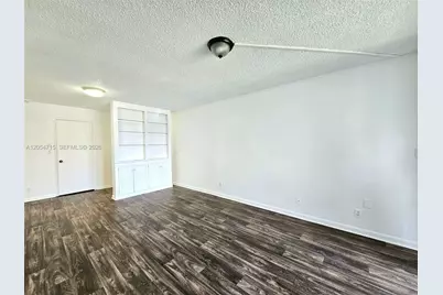 210 Lake Pointe Dr #209, Oakland Park, FL 33309 - Photo 3