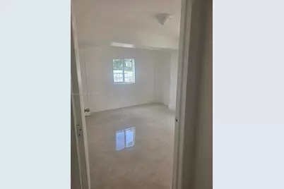 1921 NW 59th St #D, Miami, FL 33142 - Photo 15