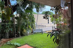 709 Curtiss Pkwy, Miami Springs, FL 33166 - Photo 23