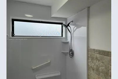 709 Curtiss Pkwy #11, Miami Springs, FL 33166 - Photo 19