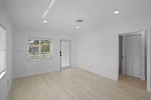 801 NW 105th St, Miami, FL 33150 - Photo 19