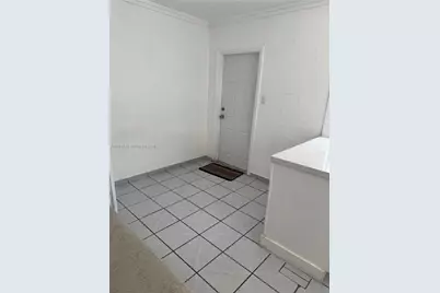 8240 NW 181st St #2, Hialeah, FL 33015 - Photo 5