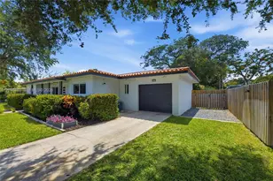 417 NE 11th Ave, Pompano Beach, FL 33060 - Photo 5