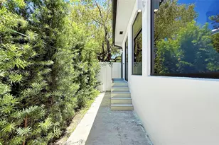 899 NE 71st St, Miami, FL 33138 - Photo 49