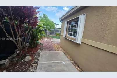 16227 SW 139th Ct, Miami, FL 33177 - Photo 21