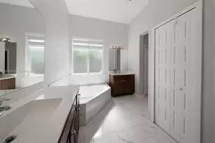 15274 SW 176th Ln, Miami, FL 33187 - Photo 23