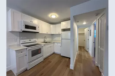 2910 Pierce St #103, Hollywood, FL 33020 - Photo 5