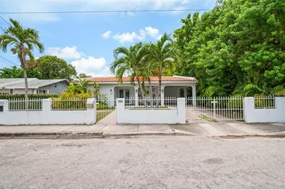 1024 SW 13th Ct, Miami, FL 33135 - Photo 47