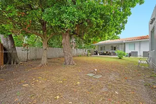 1024 SW 13th Ct, Miami, FL 33135 - Photo 45