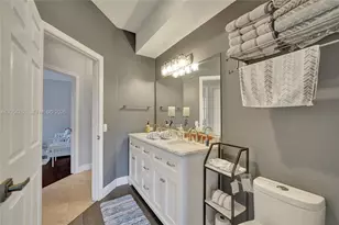 16366 N Mariposa Cir N, Pembroke Pines, FL 33331 - Photo 39