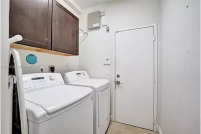 16366 N Mariposa Cir N, Pembroke Pines, FL 33331 - Photo 29