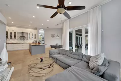 16366 N Mariposa Cir N, Pembroke Pines, FL 33331 - Photo 21