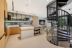 288 Palm Ave, Miami Beach, FL 33139 - Photo 9