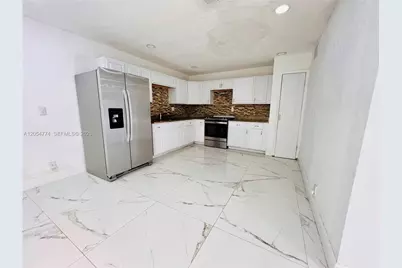 2001 SW 85th Ave, North Lauderdale, FL 33068 - Photo 11