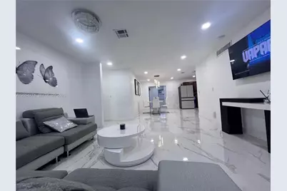 2001 SW 85th Ave, North Lauderdale, FL 33068 - Photo 3