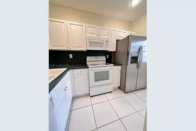 5707 NW 114th Ct #107, Doral, FL 33178 - Photo 3