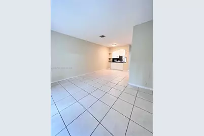 5707 NW 114th Ct #107, Doral, FL 33178 - Photo 5
