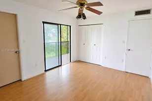 10370 SW 220th St, Cutler Bay, FL 33190 - Photo 11