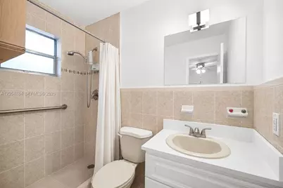 3233 SW 25th St #2, Miami, FL 33133 - Photo 19