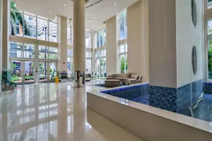 41 SE 5th St, Miami, FL 33131 - Photo 35