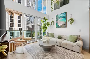41 SE 5th St, Miami, FL 33131 - Photo 3
