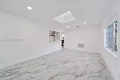 1102 NE 117th St, Biscayne Park, FL 33161 - Photo 3