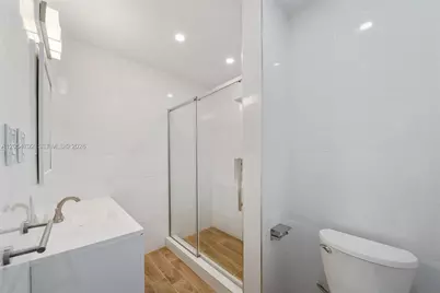 1102 NE 117th St, Biscayne Park, FL 33161 - Photo 21