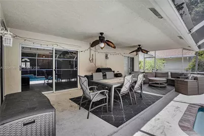 6610 NW 41st Ter, Coconut Creek, FL 33073 - Photo 25
