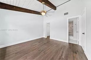 10301 Jasmine Ct, Pembroke Pines, FL 33026 - Photo 7