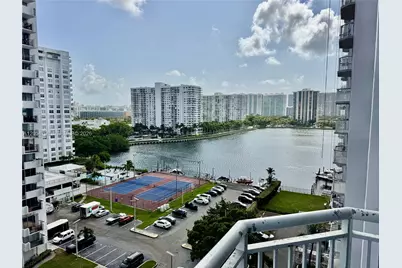 18051 Biscayne Blvd #1002, Aventura, FL 33160 - Photo 1