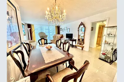 18051 Biscayne Blvd #1002, Aventura, FL 33160 - Photo 7