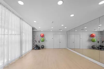 350 NE 24th St #401, Miami, FL 33137 - Photo 17