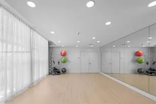 350 NE 24th St, Miami, FL 33137 - Photo 17