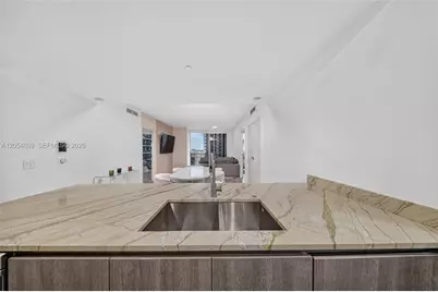 801 S Miami Ave #3010, Miami, FL 33130 - Photo 5