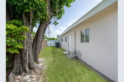 10040 SW 215th St, Cutler Bay, FL 33189 - Photo 29
