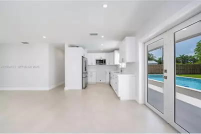 10040 SW 215th St, Cutler Bay, FL 33189 - Photo 11