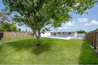 10040 SW 215th St, Cutler Bay, FL 33189 - Photo 37