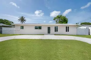 10040 SW 215th St, Cutler Bay, FL 33189 - Photo 1