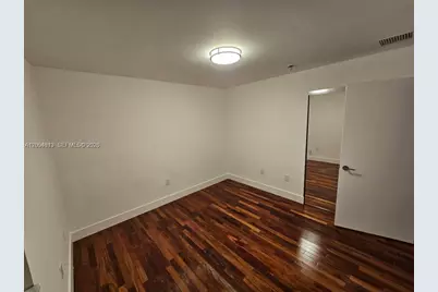 5754 NW 98th Ave, Doral, FL 33178 - Photo 17