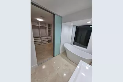 5754 NW 98th Ave, Doral, FL 33178 - Photo 31