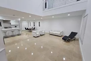 5754 NW 98th Ave, Doral, FL 33178 - Photo 9