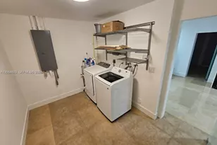 5754 NW 98th Ave, Doral, FL 33178 - Photo 13