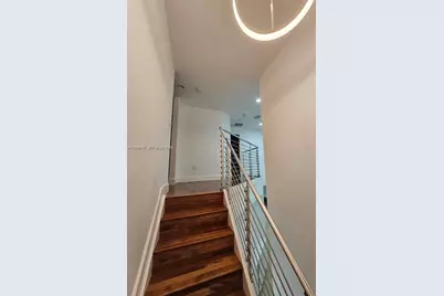 5754 NW 98th Ave, Doral, FL 33178 - Photo 15