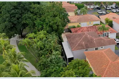 5754 NW 98th Ave, Doral, FL 33178 - Photo 37