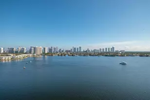 17301 Biscayne Blvd, North Miami Beach, FL 33160 - Photo 11