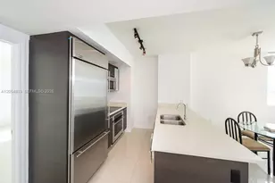 55 SE 6th St, Miami, FL 33131 - Photo 7