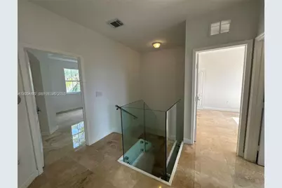 7563 NW 112th Pl, Doral, FL 33178 - Photo 15