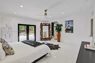 19130 NE 21st Ave, North Miami Beach, FL 33179 - Photo 23