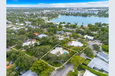 19130 NE 21st Ave, North Miami Beach, FL 33179 - Photo 45